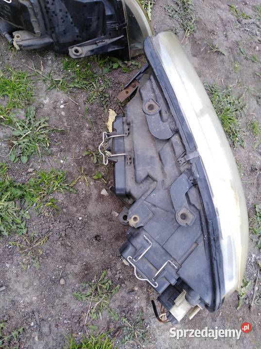 Lampy Skoda Superb Xenon ksenon kompletne EU wielkopolskie Poniec