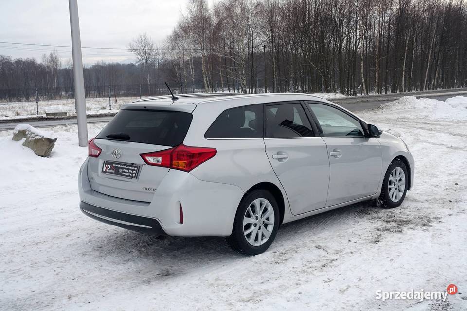 Toyota Auris 14D4D 90 1właściciel światła LED Buczkowice