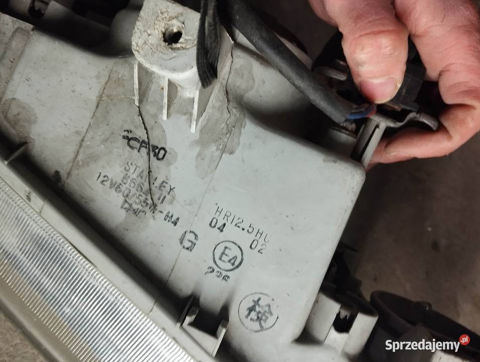 Lampa prawy przód Honda IV generacji przedlift osobowe wielkopolskie Poznań