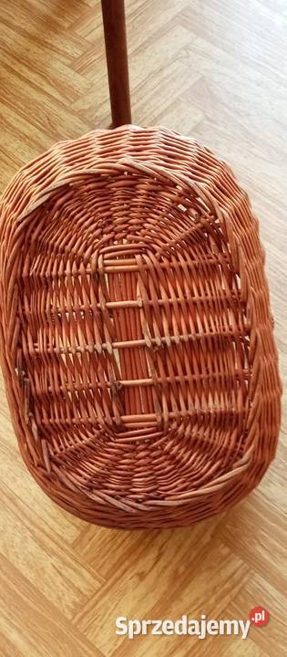 Koszyk wiklinowy