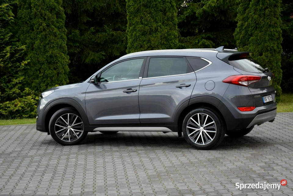 Hyundai Tucson Ledy BiXenon Navi Kamera BLIS wielofunkcyjna kierownica