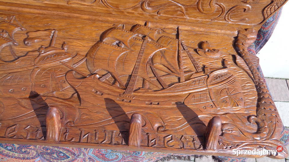 wieszak rzeźbiony motyw marynistyczny statki Strzelno