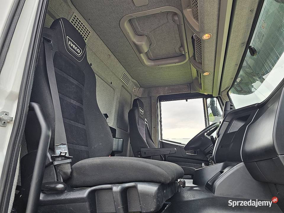 Iveco AD260T48 TRAKKER MEILLERATLAS 1723 Samochody ciężarowe