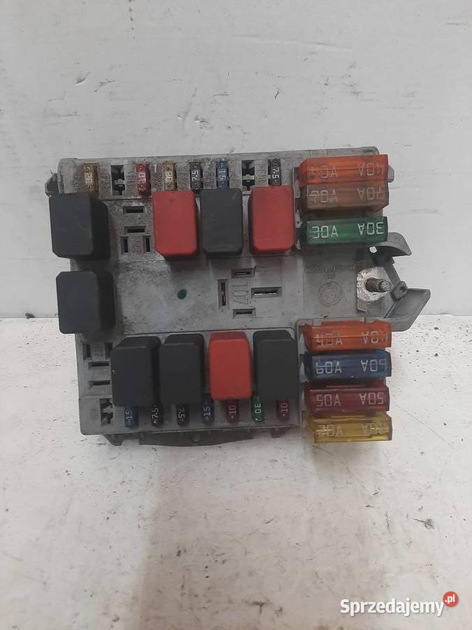 Fiat Punto II 2 JTD skrzynka bezpieczników Ksawerów