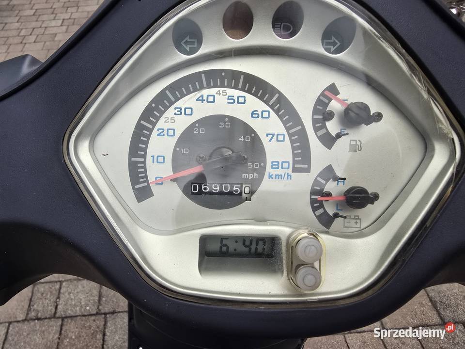 Skuter 50cc 2018r Wtrysk 6900 4T stan Pozostałe