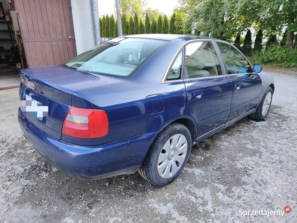 Audi A4 23 165 QUATRO benzyna małopolskie Kraków sprzedam