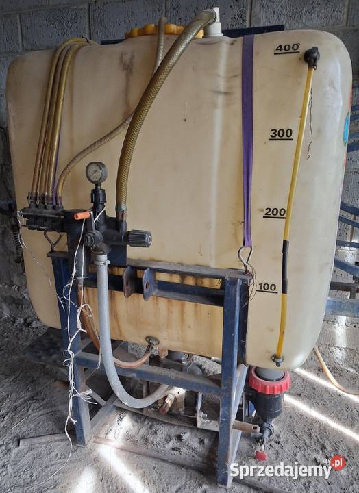 Opryskiwacz ciągnikowy zawieszany polowy Mierzawa