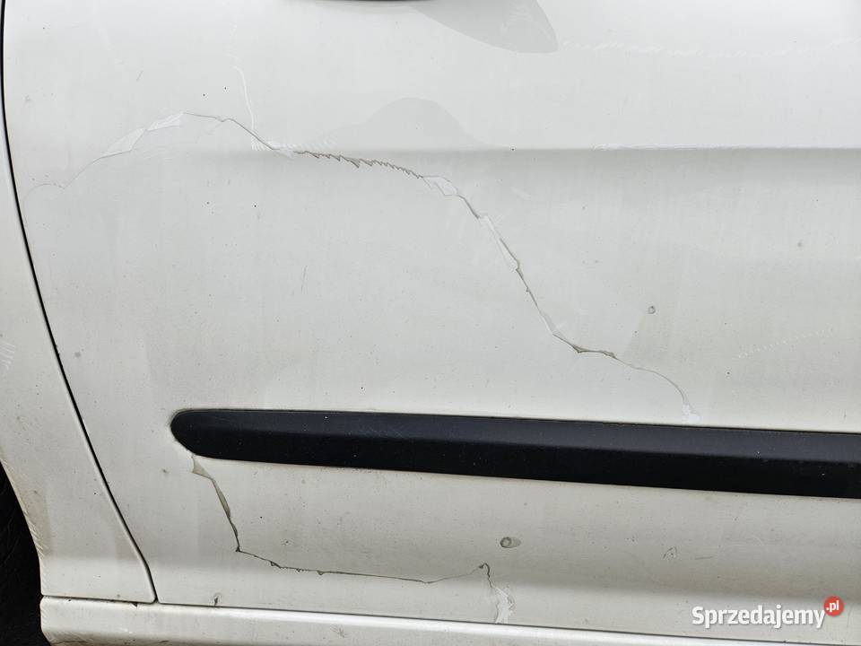 Peugeot 308 16 benzyna 2009r doinwestowany Kamienica