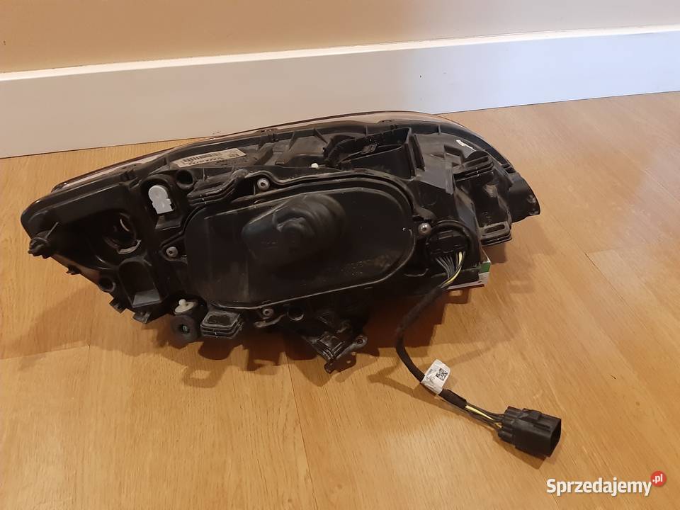 volvo s60 ii v60 lampa prawa lewa lift przednia Busko-Zdrój sprzedam