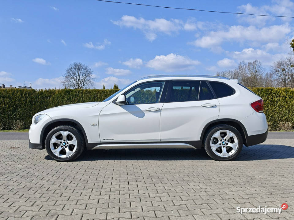 BMW X1 xDrive20d 20d 177 4x4 AWD Panorama Skóra centralny zamek Goczałkowice-Zdrój