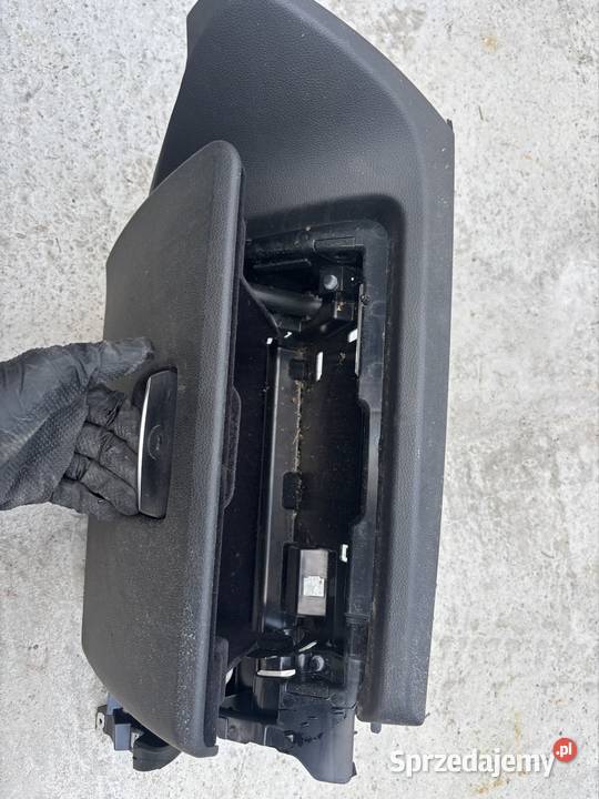 Schowek LIFT bmw e82 e81 e87 e88 Opole Lubelskie