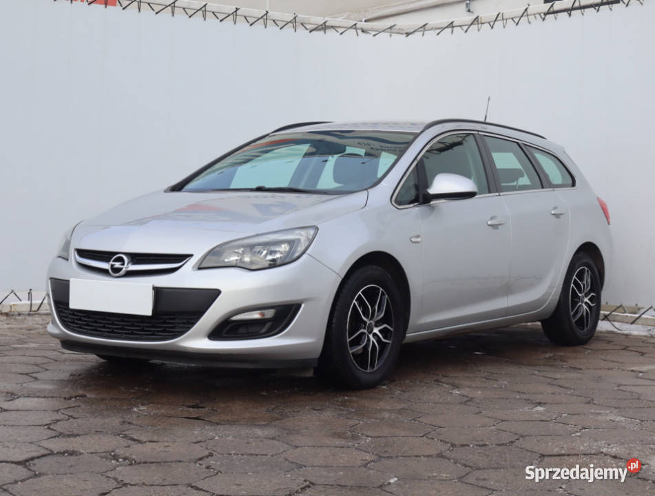 Opel Astra 14 T Rok produkcji 2015