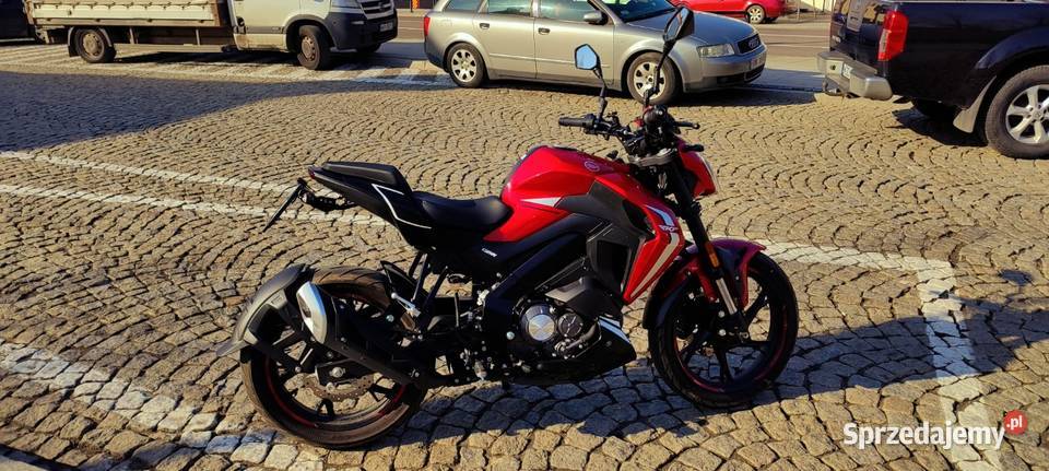 Sprzedam Keeway Rkf 125 kat b kupiony w polskim salonie Keeway Nowe Aleksandrowo