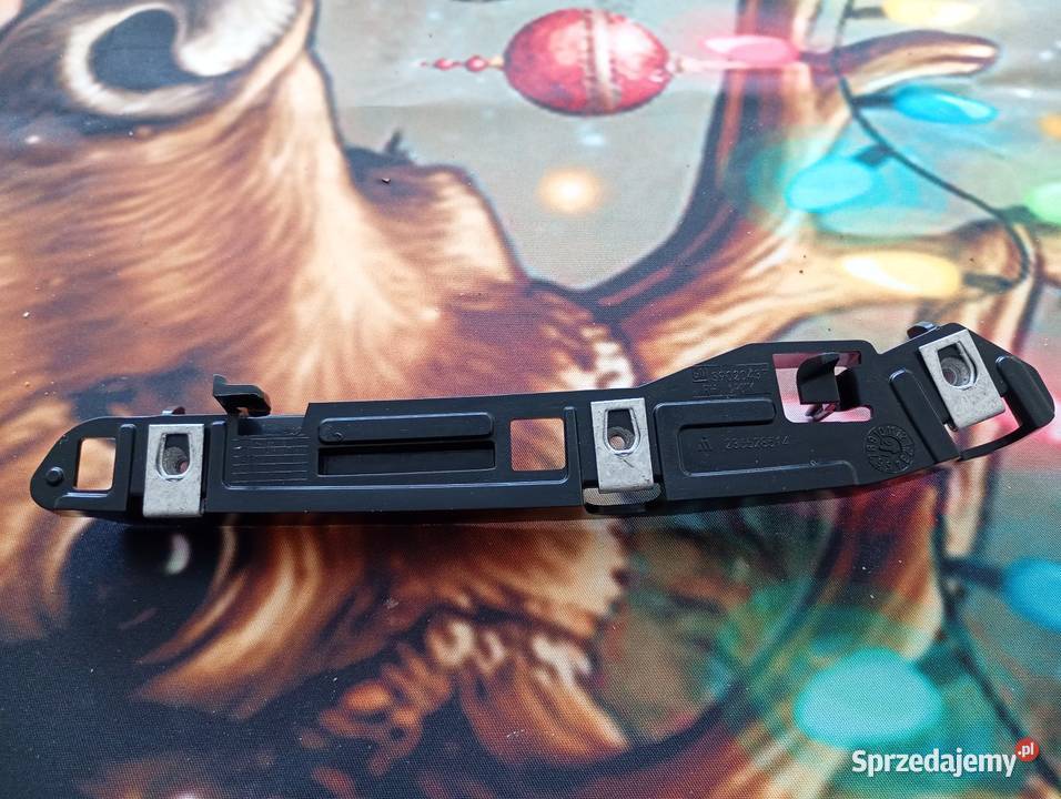 Opel Astra K Ślizg zderzaka przód prawy 39020437 Zderzaki Kościerzyna sprzedam