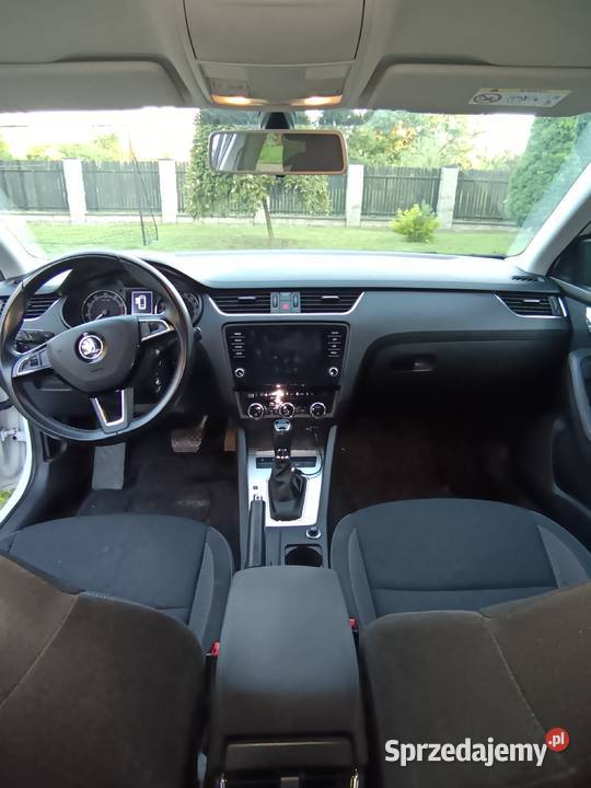 Sprzedam piękną Skodę Octavie 15 DSG 150 światła przeciwmgielne Warszawa sprzedam