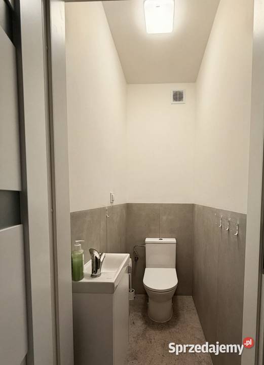 Pokój Room K 16m2 z dużym balkonem i własnym apartamentowiec
