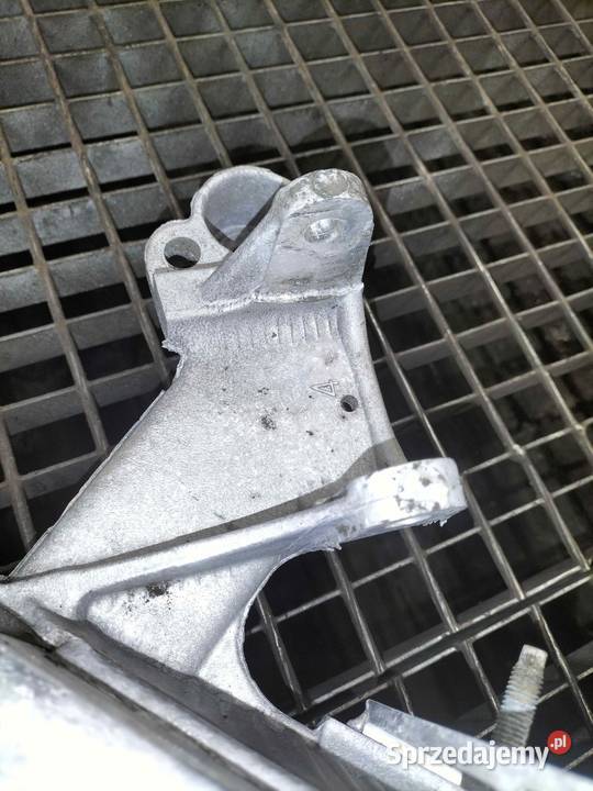 Belka zawieszenia przedniego BMW E65 E66 śląskie Poręba