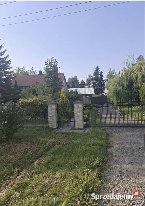 Dom z zabudowaniami i ogrodem wolnostojący Gierczyce