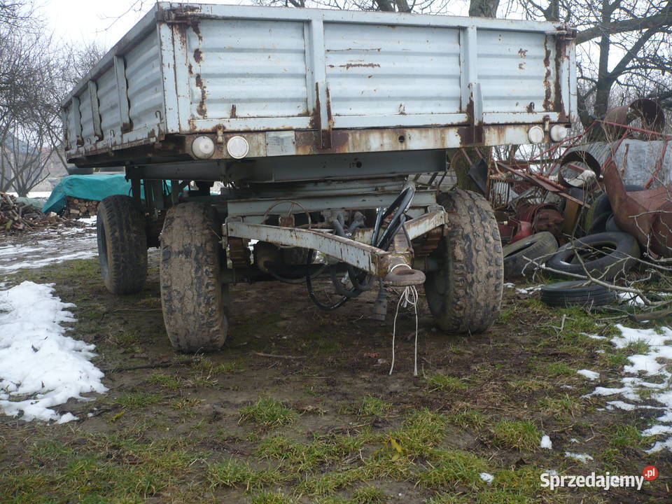przyczepa rolnicza d 732 nieuszkodzony Ksawerówka