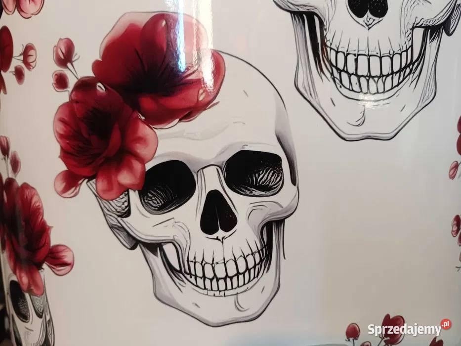 CUSTOM Skulls Roses Odrestaurowana perkusja Piła