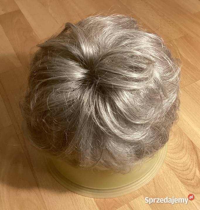 Peruka damska elegancka wysoka jakość produkcja Gdynia