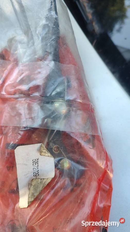 Alfa romeo 164 mechanizm otwierania maski osobowe Zawiasy, bolce i prowadnice małopolskie Brzeszcze