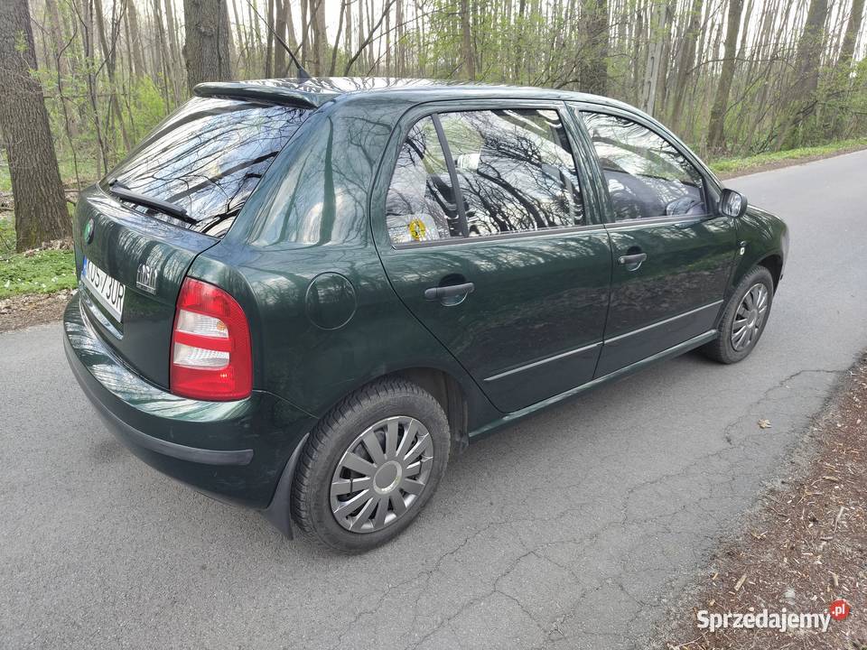 Skoda Fabia 14 benzyna 158 zielony