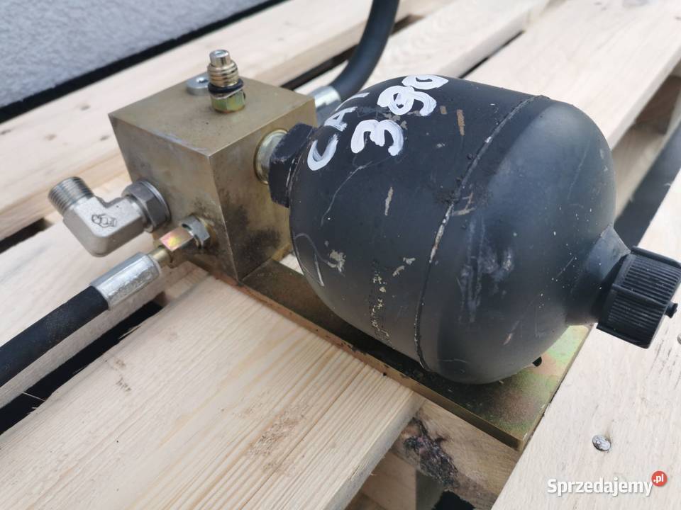 Akumulator hydrauliczny CAT TH 330B wielkopolskie Wilkowo