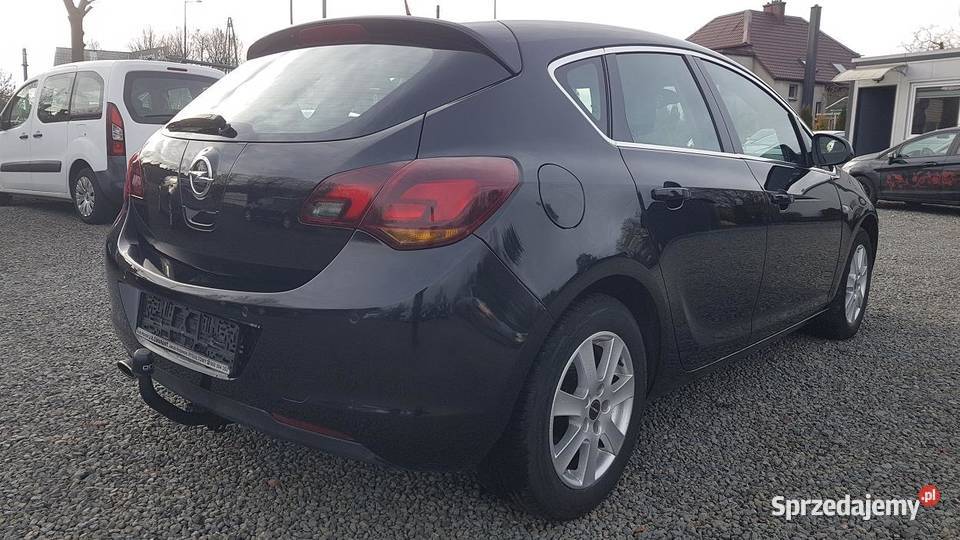 16 TURBO 180 SPORT Oryginalny Przebieg SERWIS czarny Astra