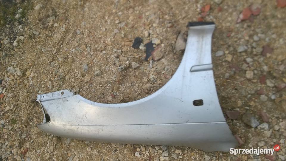 TOYOTA COROLLA E10 1992 1996 BŁOTNIK PRAWY Części samochodowe Wrocław
