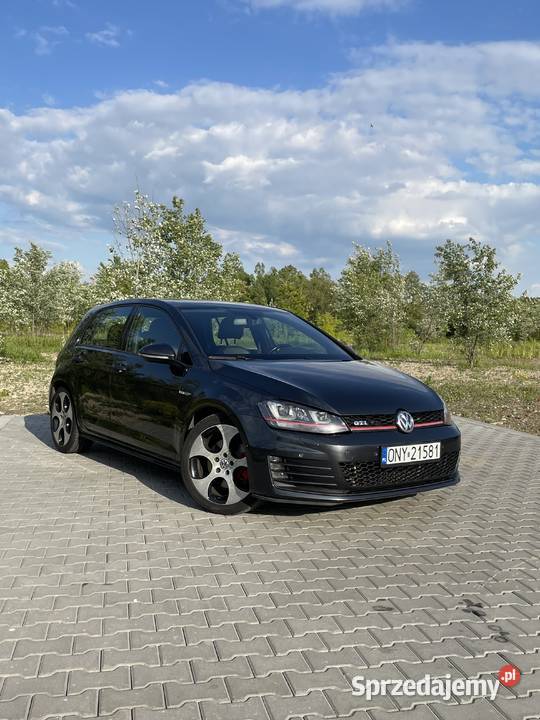Volkswagen Golf 7 GTI 2.0