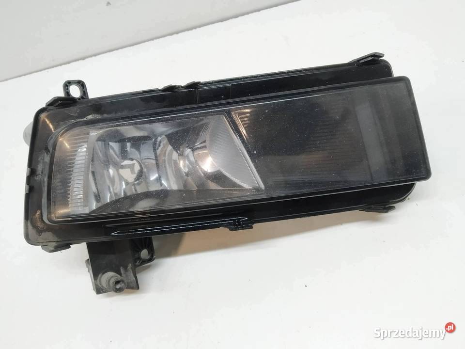 HALOGEN 5TA941662A PRAWY PRZÓD VW Volkswagen