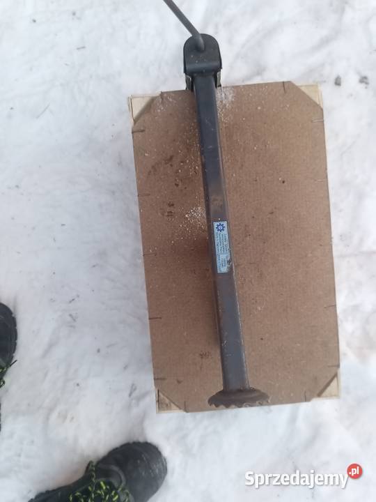 Sprzedam lewarek podnośnik fiat 125 p polonez Pozostałe Kozłów Biskupi