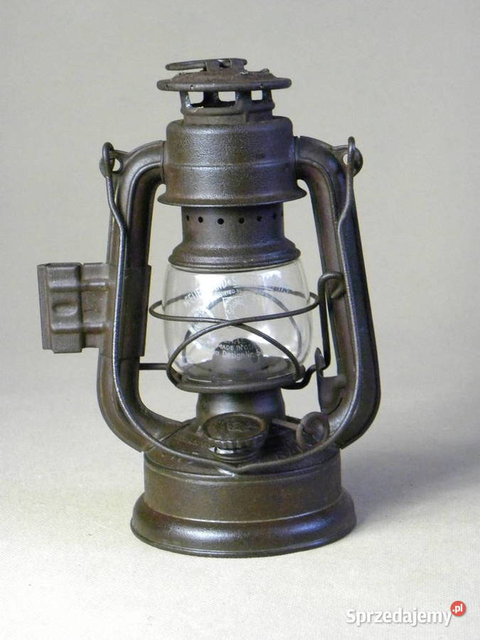 Wojskowa lampa naftowa Feuerhand 175 z uchwytem dolnośląskie
