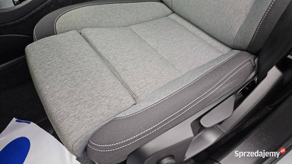 Volvo XC 40 T2 Core aut Z Polskiego Salonu lakier metallic Warszawa