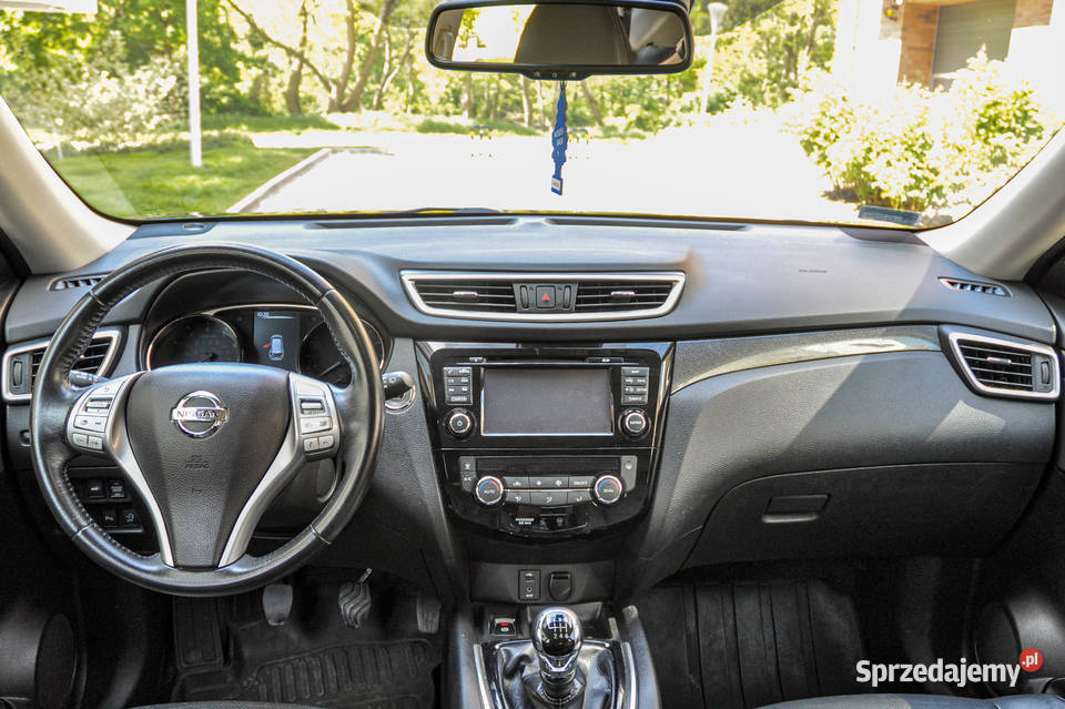 Nissan XTrail 16 163 Salon Bezwypadkowy Skóry Rok produkcji 2015 Wrocław sprzedam