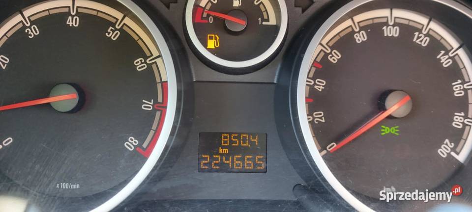 Opel corsa D 12 Naklik sprzedam