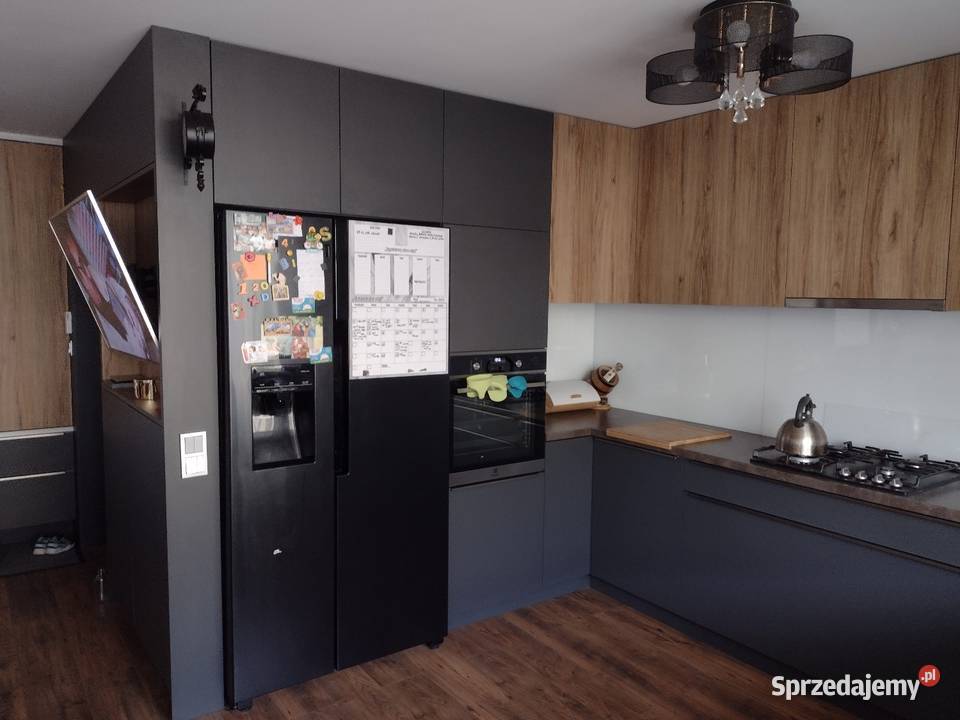 Sprzedam mieszkanie 2 piętra lubelskie Parczew