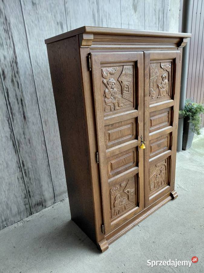 wysoka komoda rzeżbiona 505 Byczyna sprzedam