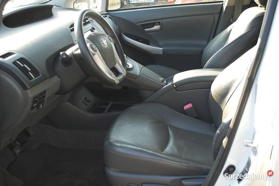 Toyota Prius 18 hybrydagaz LPG benzyna+LPG Prius Włynkówko
