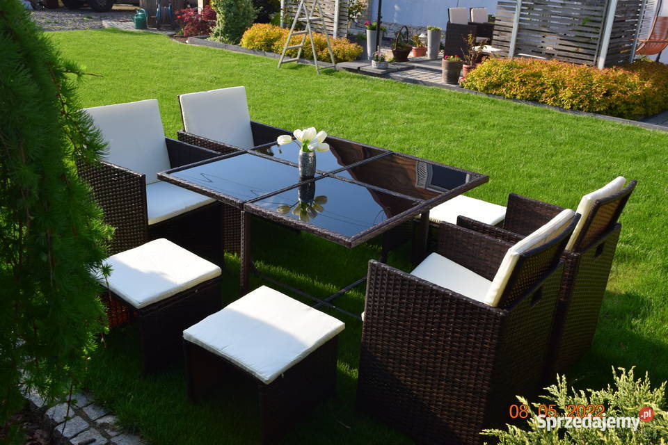 ogród zestaw mebli tulipan 8 osob 4 foteli 4 puf Bosutów