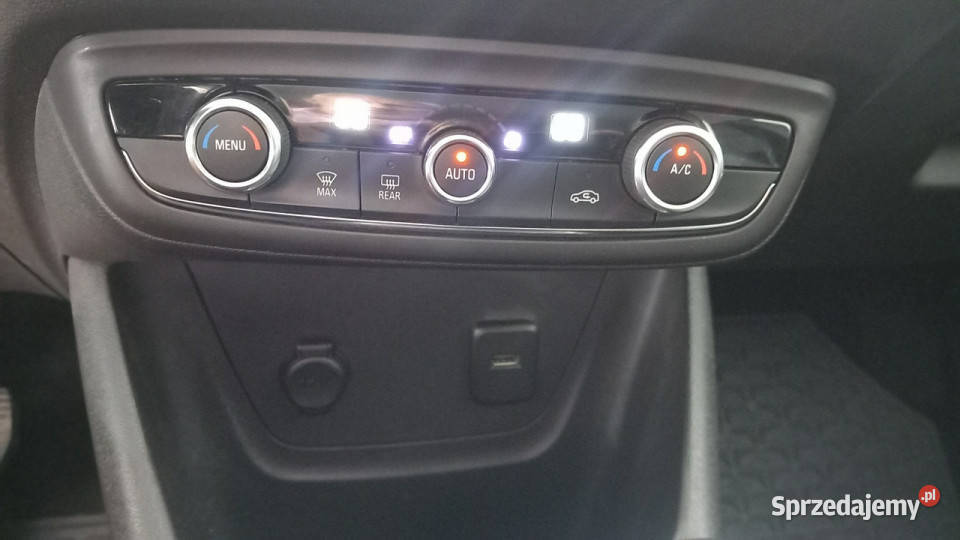 Opel Crossland X Opel Corssland X 12T 110 Łódź