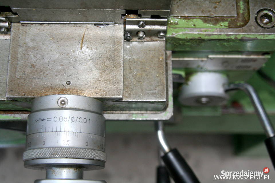 Tokarka uniwersalna TUM 35 D1 x 800 FAMOT Głowno