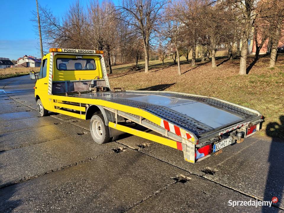 MercedesBenz 416 CDI Autolaweta małopolskie
