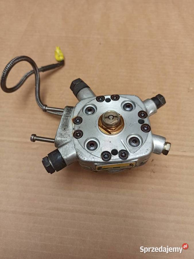 ROZDZIELACZ PALIWA AUDI 80 18 0438101005 Bolesławiec sprzedam