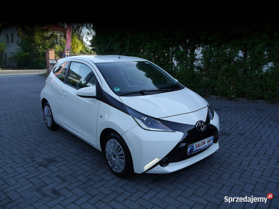 Toyota Aygo Stan Idealny LED klima 100 śląskie Częstochowa sprzedam