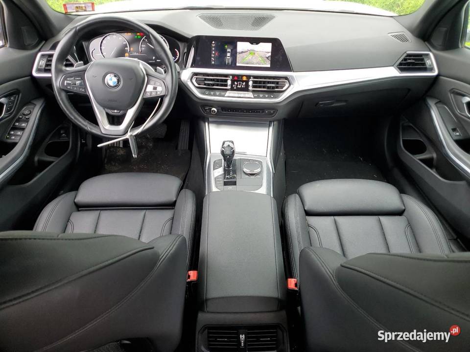 2019 BMW 330XI uszkodzony Częstochowa