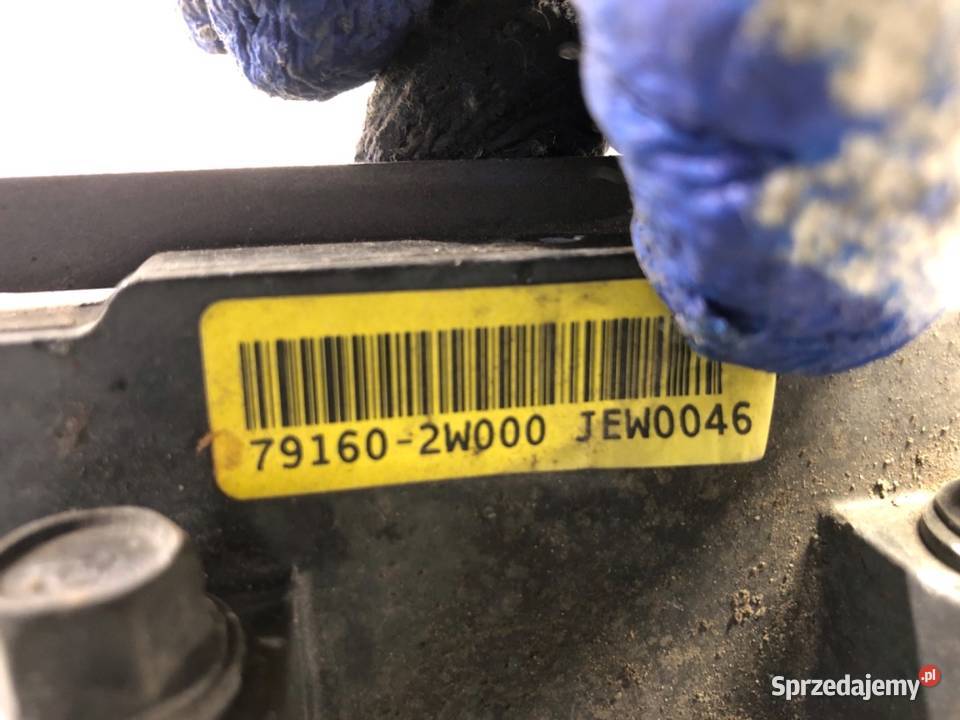 ZAWIAS MASKI PRAWY PRZÓD HYUNDAI SANTA FE III podkarpackie