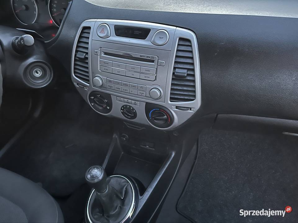 Hyundai i 20 12 benzyna Samochody osobowe Radomsko sprzedam