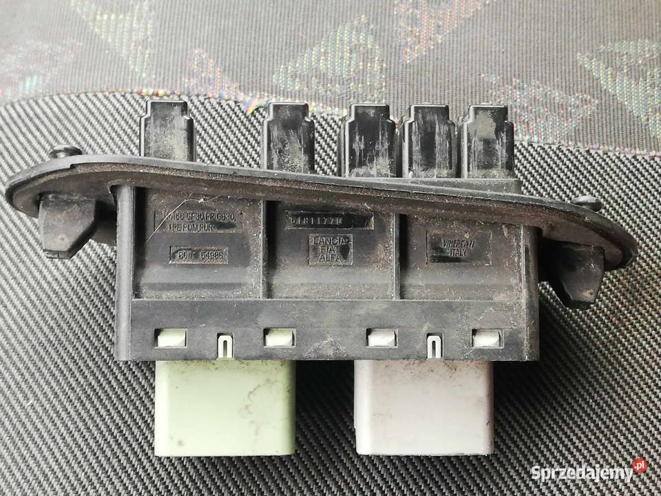 STYCZNIK DRZWI 51811770 FIAT DOBLO 2 II OPEL osobowe Ostrów Wielkopolski sprzedam